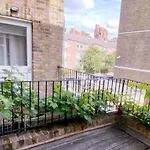 Elegant Chelsea One Bed